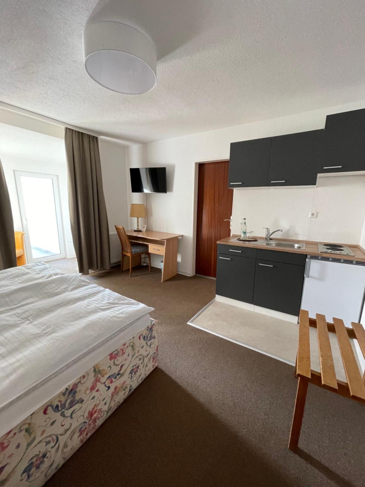 Hotel Wagner Am Marktplatz Bad Wimpfen Extérieur photo